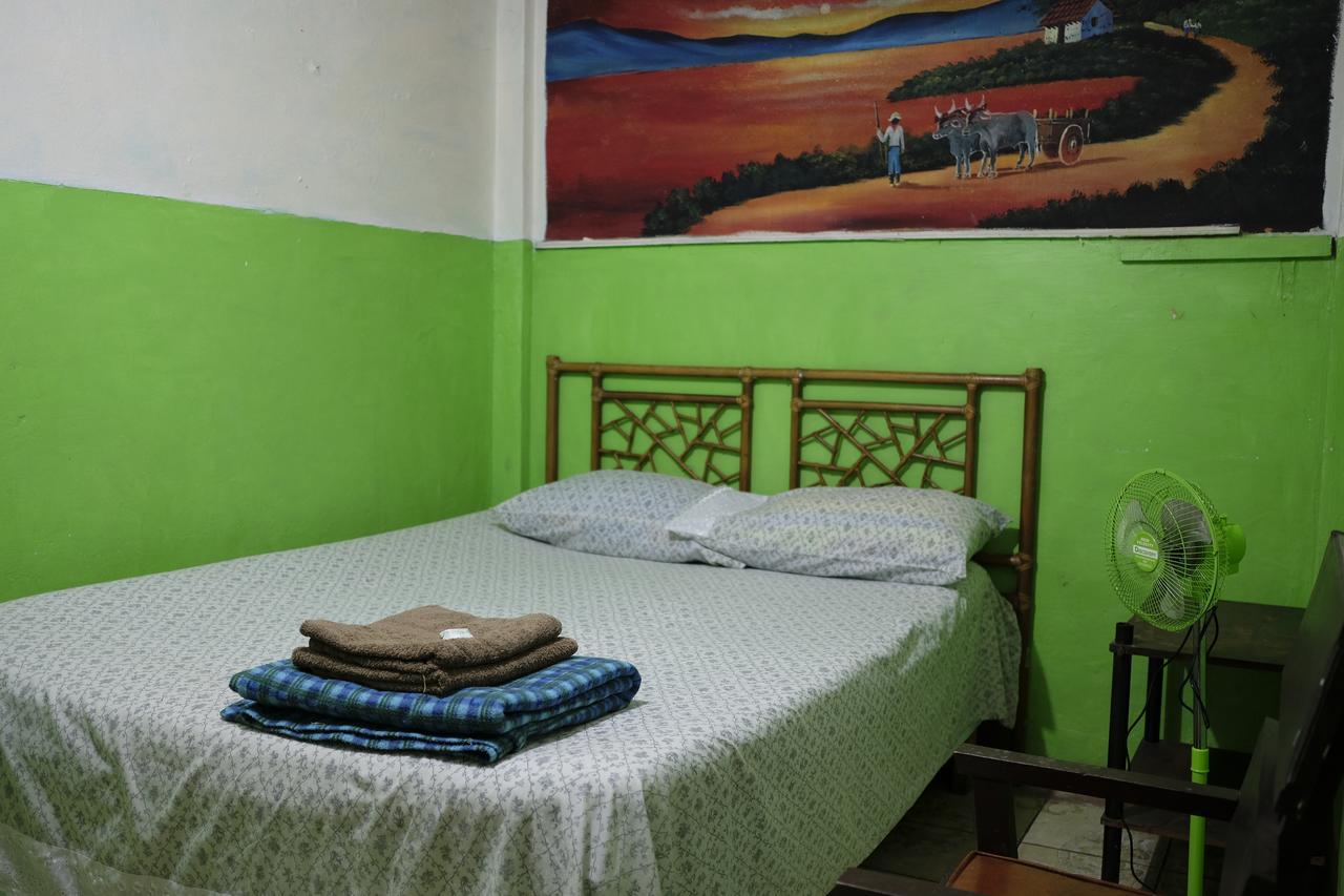 Hostal Del Este Santa Fe San José Extérieur photo