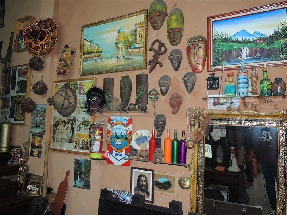 Hostal Del Este Santa Fe San José Extérieur photo